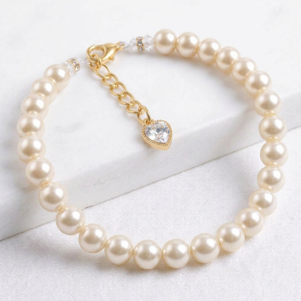 Classic Pearl Pet Necklace with Rhinestone Heart
